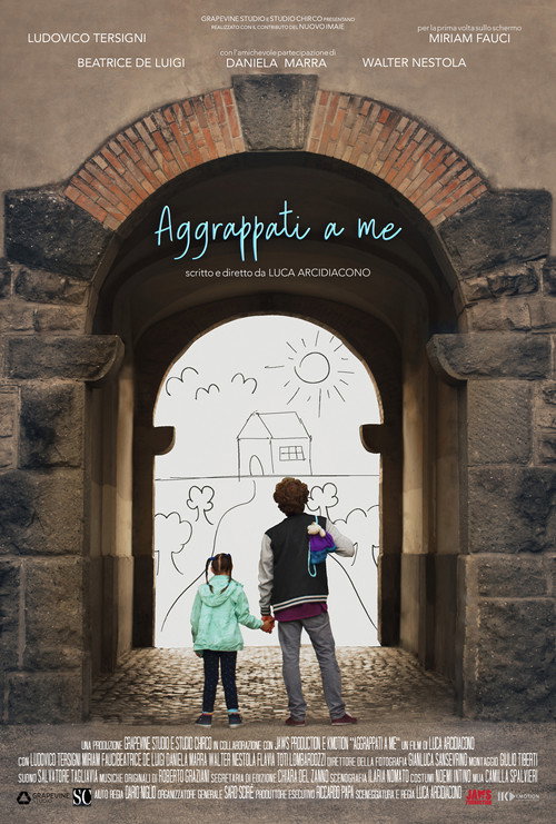 Póster de Hold On To Me